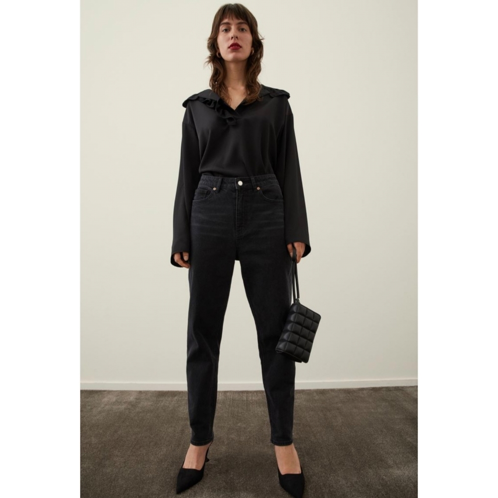 H&M Black Slim Mom High Ankle Jeans